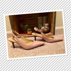 Ann Taylor pumps